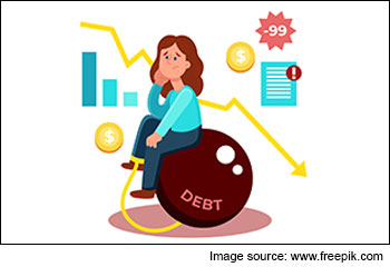 5 Red Flags That Show You're Falling into a Debt Trap: Escape Before It's Too Late!